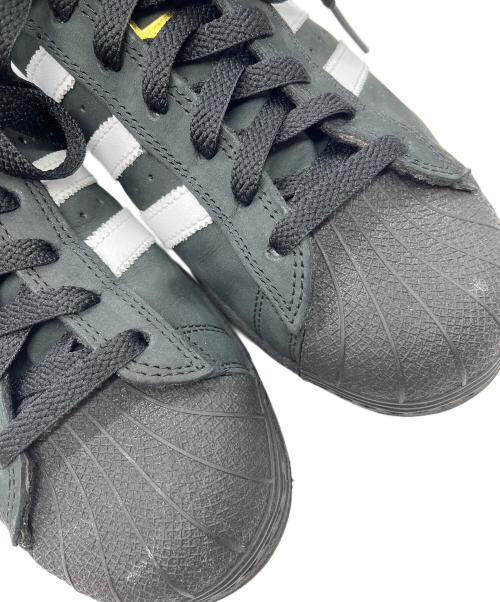 adidas（アディダス）adidas (アディダス) SUPERSTAR ADV ブラック サイズ:US9/UK8.5/27㎝の古着・服飾アイテム