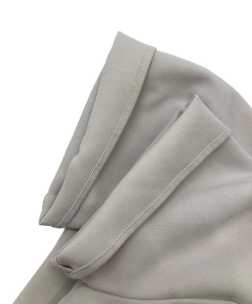 SOEJU（ソージュ）SOEJU (ソージュ) 肩タックブラウス ベージュ サイズ:Ｓの古着・服飾アイテム