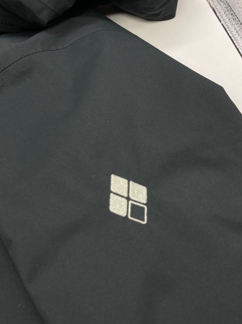 mont-bell（モンベル）mont-bell (モンベル) パウダーステップ パーカ ブラック サイズ:Ｍの古着・服飾アイテム