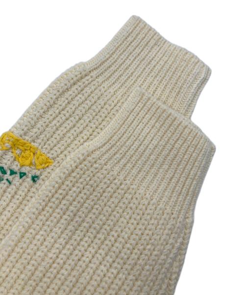 MAISON SPECIAL（メゾンスペシャル）MAISON SPECIAL (メゾンスペシャル) V-neck Embroidery Knitwear / ニット アイボリー サイズ:FREEの古着・服飾アイテム