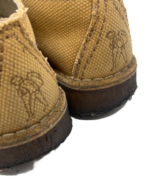 CLARKS（クラークス）CLARKS (クラークス) デザートトレックシューズ ベージュ サイズ:US5.5の古着・服飾アイテム