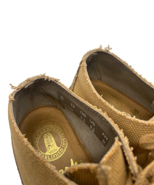 CLARKS（クラークス）CLARKS (クラークス) デザートトレックシューズ ベージュ サイズ:US5.5の古着・服飾アイテム