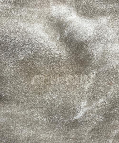 MIU MIU（ミュウミュウ）MIU MIU (ミュウミュウ) スウェードトートバッグ ベージュの古着・服飾アイテム