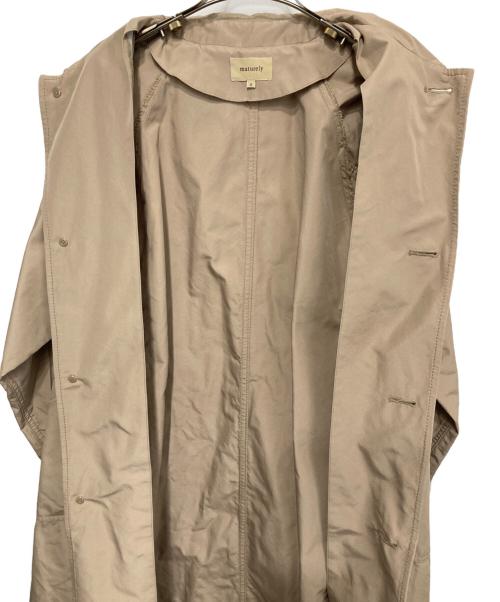 maturely（マチュアリー）maturely (マチュアリー) メモリーワークオーバーコート ベージュの古着・服飾アイテム