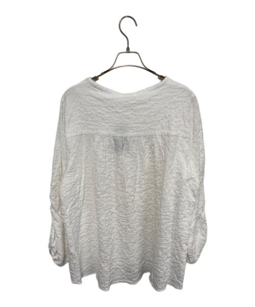 URBAN RESEARCH DOORS（アーバンリサーチドアーズ）URBAN RESEARCH DOORS (アーバンリサーチドアーズ) ギャザースリーブブラウス ホワイト サイズ:Ｍ 未使用品の古着・服飾アイテム