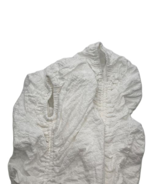 URBAN RESEARCH DOORS（アーバンリサーチドアーズ）URBAN RESEARCH DOORS (アーバンリサーチドアーズ) ギャザースリーブブラウス ホワイト サイズ:Ｍ 未使用品の古着・服飾アイテム