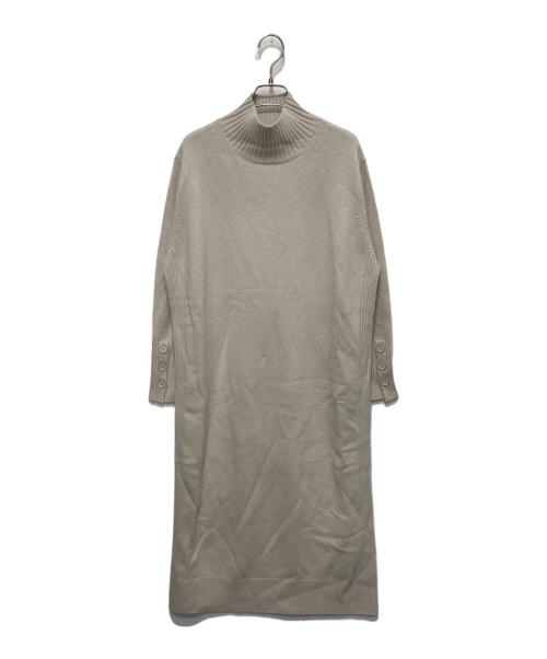 icB（アイシービー）icB (アイシービー) ソフトカシミヤハイネックワンピース ベージュ サイズ:Ｓの古着・服飾アイテム
