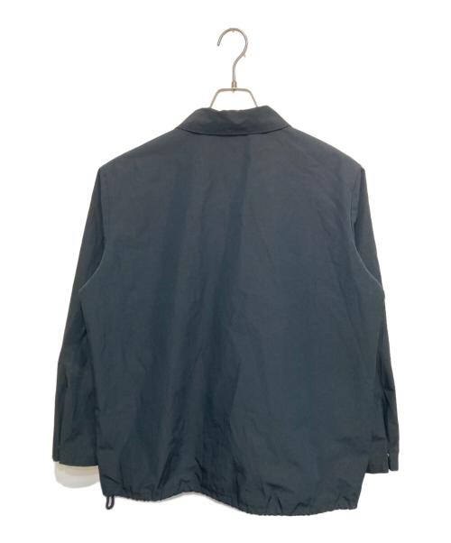A.P.C.（アーペーセー）A.P.C. (アーペーセー) 刺繍ロゴナイロンコーチジャケット / BLOUSON RAYMOND ブラック サイズ:Ｓの古着・服飾アイテム