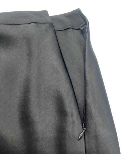 CINOH（チノ）CINOH (チノ) BLACK FORMAL BONDING ACETATE SATIN MARMAID SKIRT ブラック サイズ:38の古着・服飾アイテム