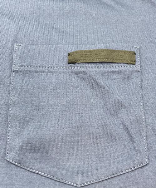 PRADA（プラダ）PRADA (プラダ) ポロシャツ ブルー サイズ:Ｓの古着・服飾アイテム