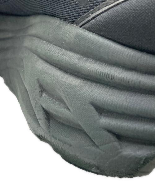 HOKAONEONE（ホカオネオネ）HOKAONEONE (ホカオネオネ) BONDI 8 ローカットスニーカー ブラック サイズ:US9.5 2Eの古着・服飾アイテム