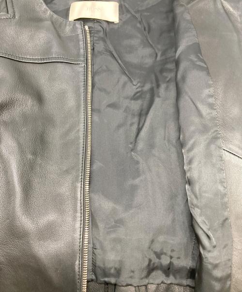HUGO BOSS（ヒューゴ ボス）HUGO BOSS (ヒューゴ ボス) ノーカラー バイカーレザージャケット ブラック サイズ:Ｓの古着・服飾アイテム