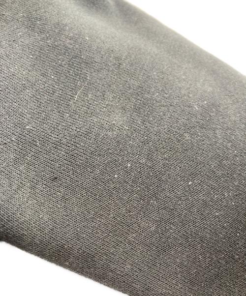 CarHartt（カーハート）CarHartt (カーハート) 裏キルティング 刺繍ジップパーカー ブラック サイズ:Ｍの古着・服飾アイテム