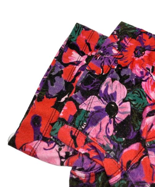 DRAWER（ドゥロワー）DRAWER (ドゥロワー) フラワープリントTシャツ ピンク サイズ:-の古着・服飾アイテム