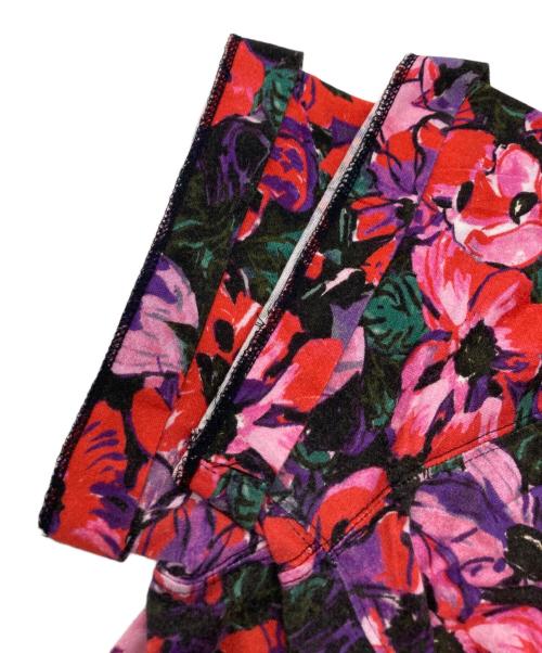 DRAWER（ドゥロワー）DRAWER (ドゥロワー) フラワープリントTシャツ ピンク サイズ:-の古着・服飾アイテム