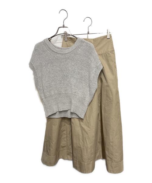 emmi atelier（エミアトリエ）emmi atelier (エミアトリエ) ニット×ボリュームスカートセットアップ グレー×ベージュの古着・服飾アイテム