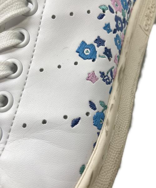 adidas（アディダス）adidas (アディダス) STAN SMITH LIBERTY ホワイト サイズ:US6 1/2の古着・服飾アイテム