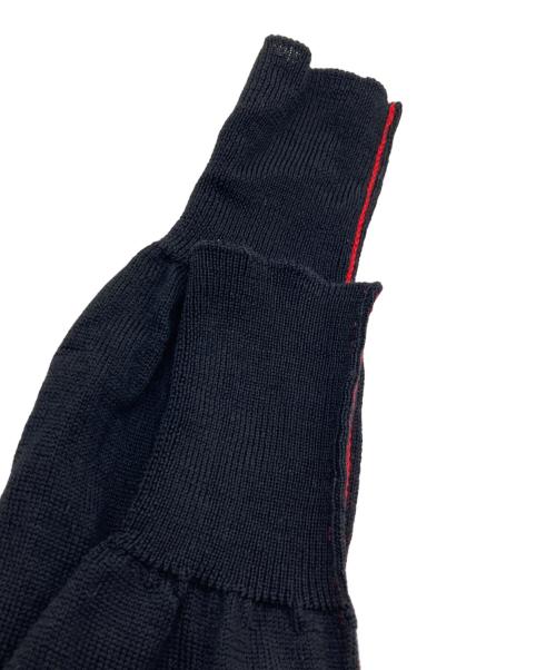 MM6 Maison Margiela（エムエムシックスメゾンマルジェラ）MM6 Maison Margiela (エムエムシックスメゾンマルジェラ) タートルネックニット ブラック×レッド サイズ:Ｓの古着・服飾アイテム