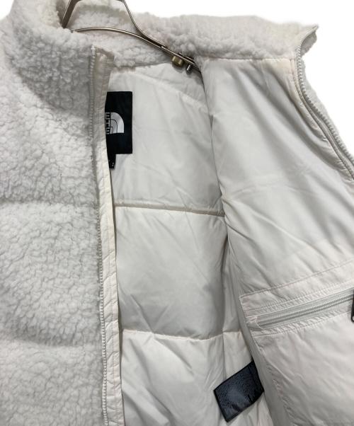THE NORTH FACE（ザ ノース フェイス）THE NORTH FACE (ザ ノース フェイス) HIGH PILE NUPTSE JACKET ホワイト サイズ:Ｓの古着・服飾アイテム