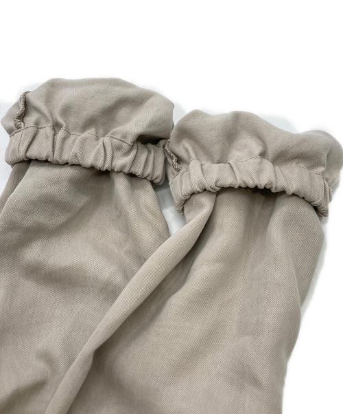 Whim Gazette（ウィムガゼット）Whim Gazette (ウィムガゼット) テンセル繊維使用カーゴパンツ グレー サイズ:36の古着・服飾アイテム