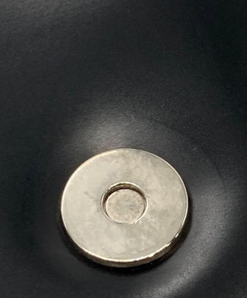 Salvatore Ferragamo（サルヴァトーレ フェラガモ）Salvatore Ferragamo (サルヴァトーレ フェラガモ) レザーハンドバッグ ブラック サイズ:なしの古着・服飾アイテム