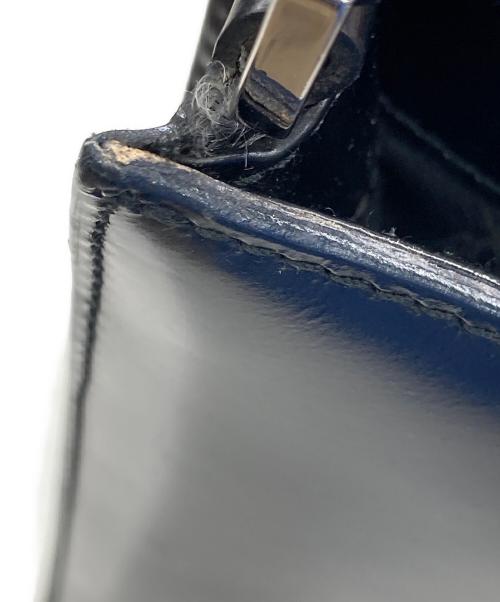 Salvatore Ferragamo（サルヴァトーレ フェラガモ）Salvatore Ferragamo (サルヴァトーレ フェラガモ) レザーハンドバッグ ブラック サイズ:なしの古着・服飾アイテム