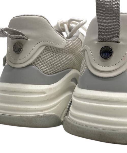 STEVE MADDEN（スティーブマデン）STEVE MADDEN (スティーブマデン) ボリュームソールスニーカー ホワイト サイズ:24.5ｃｍの古着・服飾アイテム