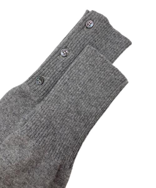 Thom Browne（トムブラウン）Thom Browne (トムブラウン) クラシック4BARカシミアクルーネックニット グレー サイズ:40の古着・服飾アイテム