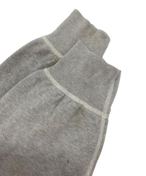 SAINT Mxxxxxx（セントマイケル）SAINT Mxxxxxx (セントマイケル) CREW SWT / FLOWER / GRAY / ダメージ加工スウェット グレー サイズ:XLの古着・服飾アイテム