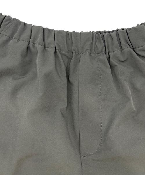 Gymphlex（ジムフレックス）Gymphlex (ジムフレックス) EASY STRAIGHT PANTS グレー サイズ:Ｍの古着・服飾アイテム