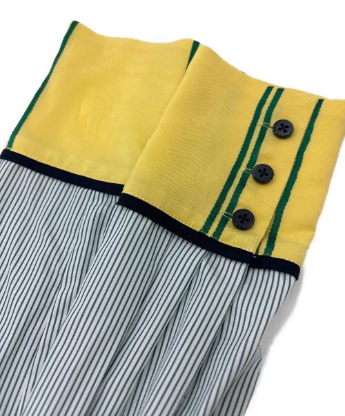 AKANE UTSUNOMIYA（アカネウツノミヤ）AKANE UTSUNOMIYA (アカネウツノミヤ) ストライプシルクワンピース グリーン サイズ:36 未使用品の古着・服飾アイテム