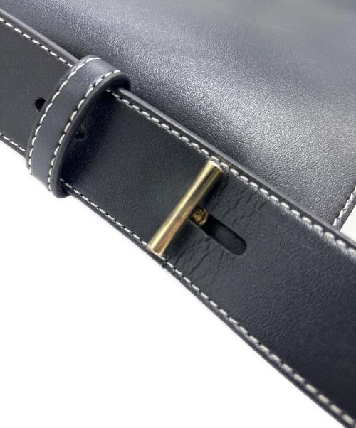 JILL BY JILLSTUART（ジル バイ ジルスチュアート）JILL BY JILLSTUART (ジル バイ ジルスチュアート) ベルトトートバッグ ブラックの古着・服飾アイテム