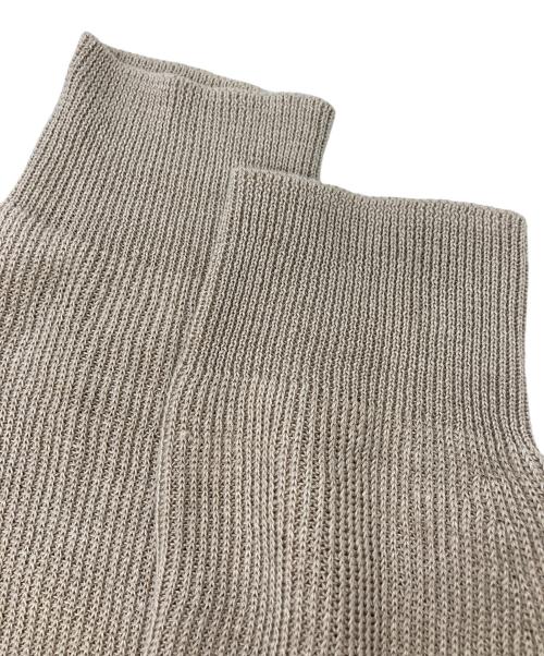 UNFIL（アンフィル）UNFIL (アンフィル) フレンチリネンリブニットプルオーバー アイボリー サイズ:4の古着・服飾アイテム