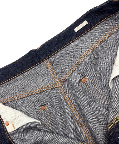 COMOLI（コモリ）COMOLI (コモリ) ５ポケットデニムパンツ インディゴ サイズ:2の古着・服飾アイテム