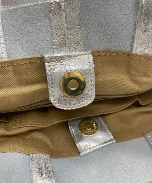 SHENERY（シーナリー）SHENERY (シーナリー) レザー巾着ショルダーバッグ シルバーの古着・服飾アイテム