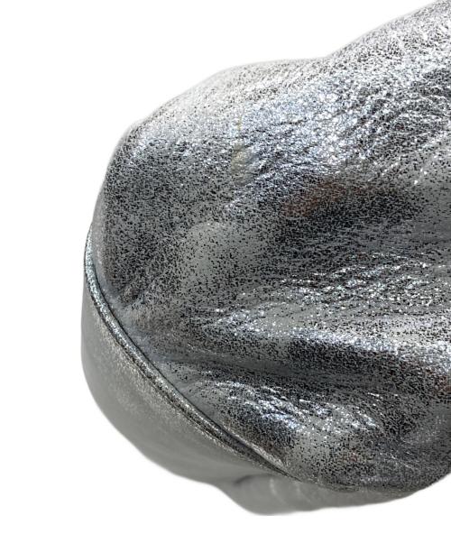 SHENERY（シーナリー）SHENERY (シーナリー) レザー巾着ショルダーバッグ シルバーの古着・服飾アイテム