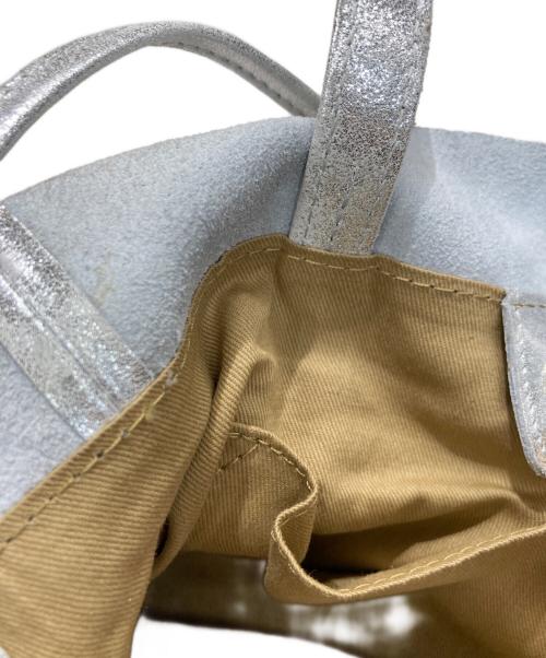 SHENERY（シーナリー）SHENERY (シーナリー) レザー巾着ショルダーバッグ シルバーの古着・服飾アイテム