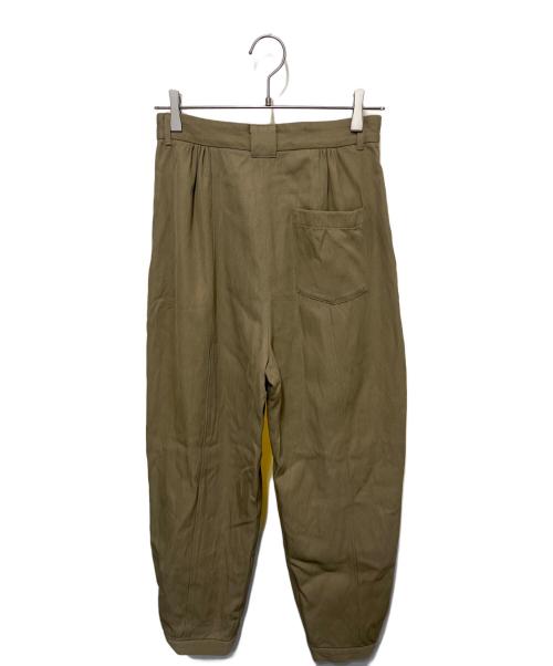 6(ROKU) BEAUTY&YOUTH（ロク ビューティーアンドユース）6(ROKU) BEAUTY&YOUTH (ロク ビューティーアンドユース) レーヨンコットンタックパンツ ベージュ サイズ:36の古着・服飾アイテム