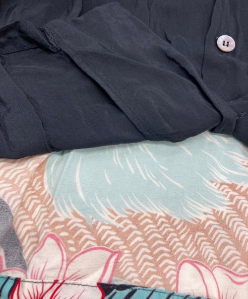 Sun Surf（サンサーフ）Sun Surf (サンサーフ) フラガールアロハシャツ ブラック サイズ:Ｍの古着・服飾アイテム