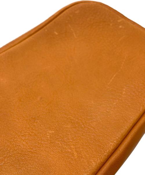 SLOW and HANDS（スロウアンドハンズ）SLOW and HANDS (スロウアンドハンズ) レザーポーチ ブラウンの古着・服飾アイテム