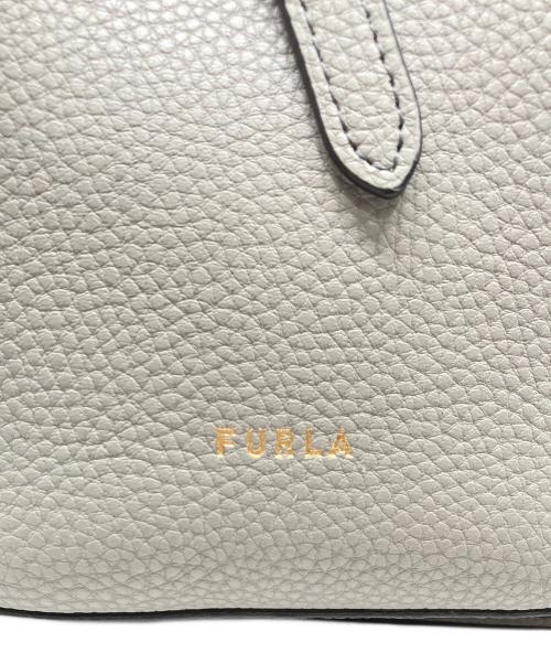 FURLA（フルラ）FURLA (フルラ) AURA MINI DRAWSTRING ショルダーバッグ グレー サイズ:なしの古着・服飾アイテム