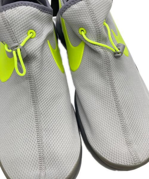 NIKE（ナイキ）NIKE (ナイキ) APTARE ESSENTIAL ローカットスニーカー グレー サイズ:28.5㎝　US10.5の古着・服飾アイテム