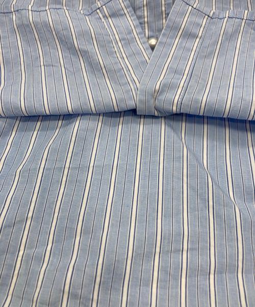 La boutique BonBon（ラブティックボンボン）La boutique BonBon (ラブティックボンボン) ストライプクロップドシャツ ブルー サイズ:FREEの古着・服飾アイテム