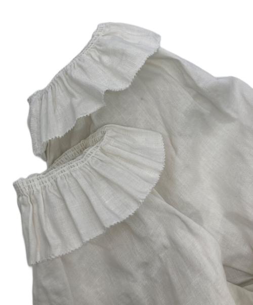 La boutique BonBon（ラブティックボンボン）La boutique BonBon (ラブティックボンボン) シャーリングギャザーブラウス ホワイト サイズ:FREEの古着・服飾アイテム