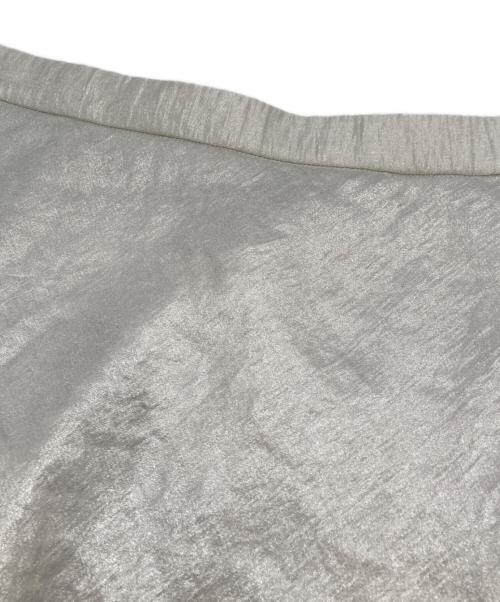 La boutique BonBon（ラブティックボンボン）La boutique BonBon (ラブティックボンボン) きらきらサテンロングナロースカート ホワイト サイズ:38の古着・服飾アイテム