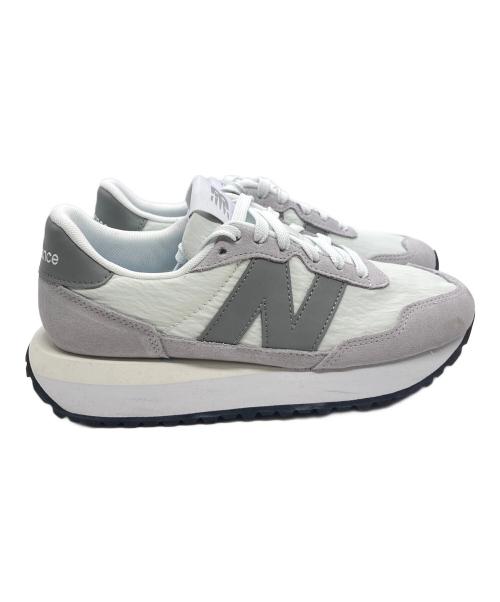 NEW BALANCE（ニューバランス）NEW BALANCE (ニューバランス) ローカットスニーカー グレー×ホワイト サイズ:23.5㎝の古着・服飾アイテム
