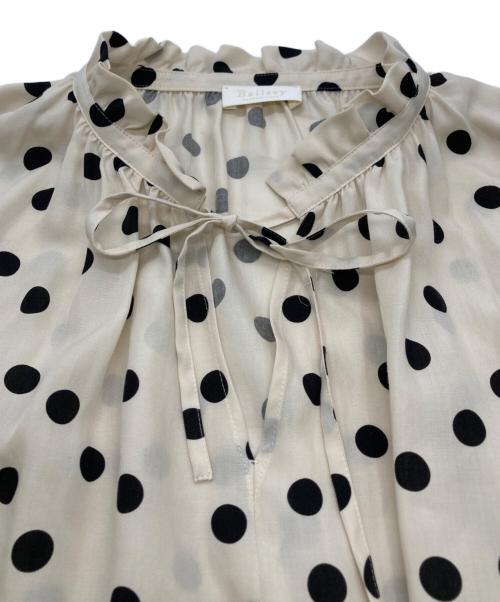 BALLSEY（ボールジィ）BALLSEY (ボールジィ) ドットプリント ネックギャザーブラウス ベージュ サイズ:36の古着・服飾アイテム