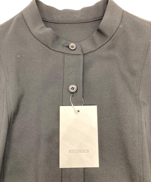 STUDIOUS（ステュディオス）STUDIOUS (ステュディオス) ドライツイルサイドプリーツワンピース ブラック サイズ:2の古着・服飾アイテム