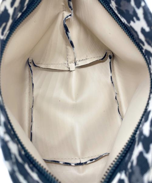 Herve Chapelier（エルベシャプリエ）Herve Chapelier (エルベシャプリエ) 舟型ショルダーバッグ アイボリーの古着・服飾アイテム