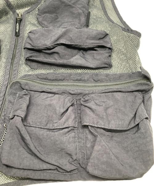 BOILER ROOM（ボイラールーム）BOILER ROOM (ボイラールーム) カーゴメッシュベスト グレー サイズ:Lの古着・服飾アイテム